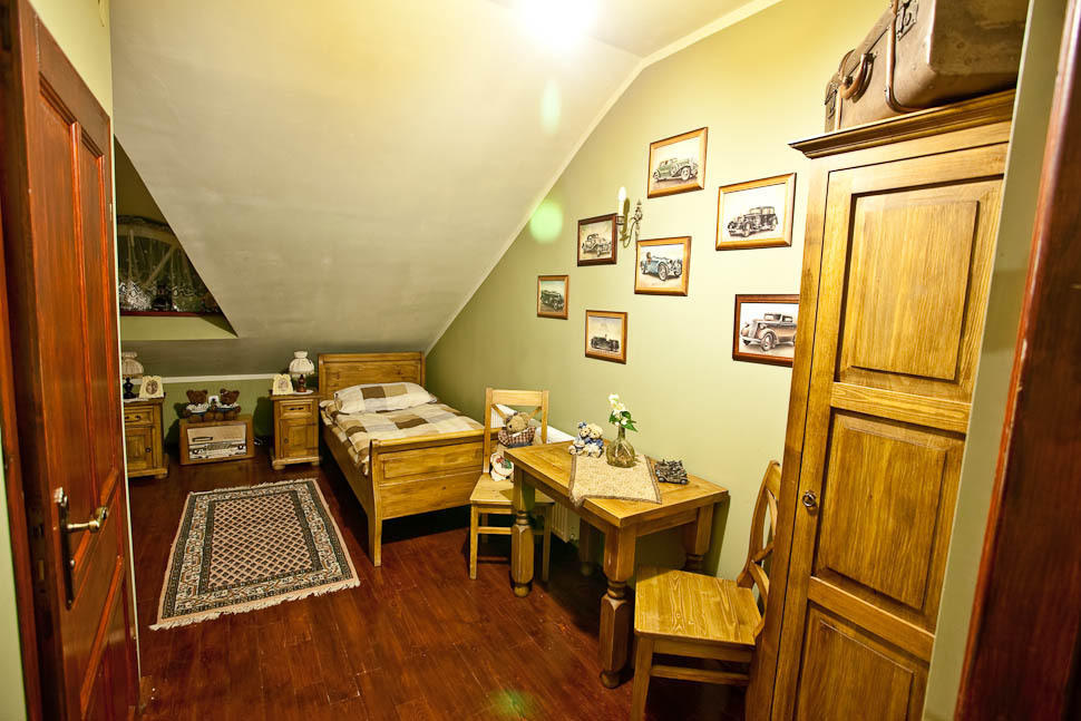 Dwor Na Wichrowym Wzgorzu Bed & Breakfast Przybyslawice Bagian luar foto